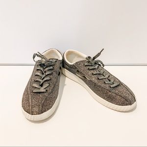 Tretorn Women's Sneakers in Charcoal Shine